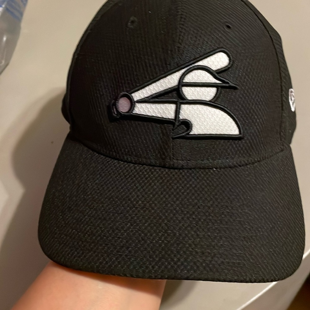 Chicago White Sox Black Fitted Hat MLB New Era 39Thirty Stretch Fit S/M